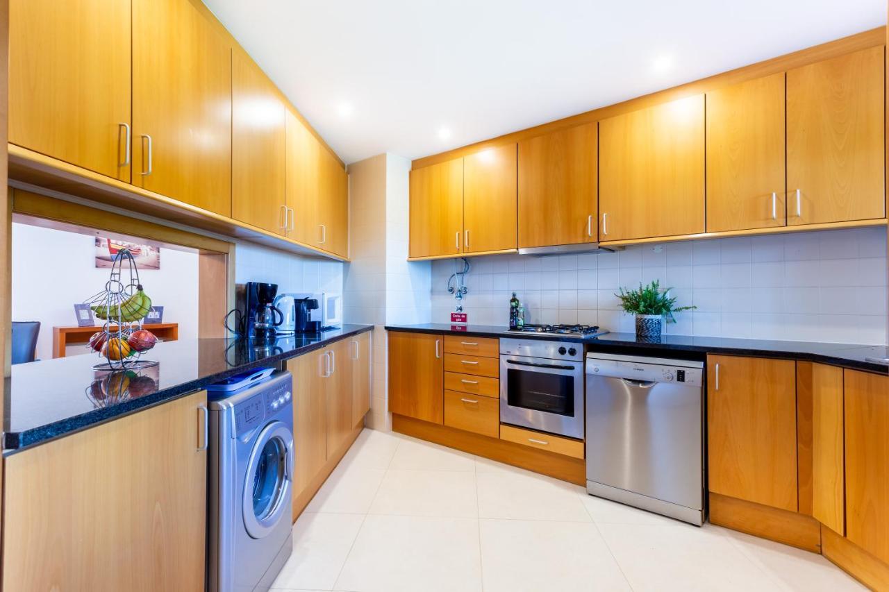 Large Family - Marina Park Apartment Lagos